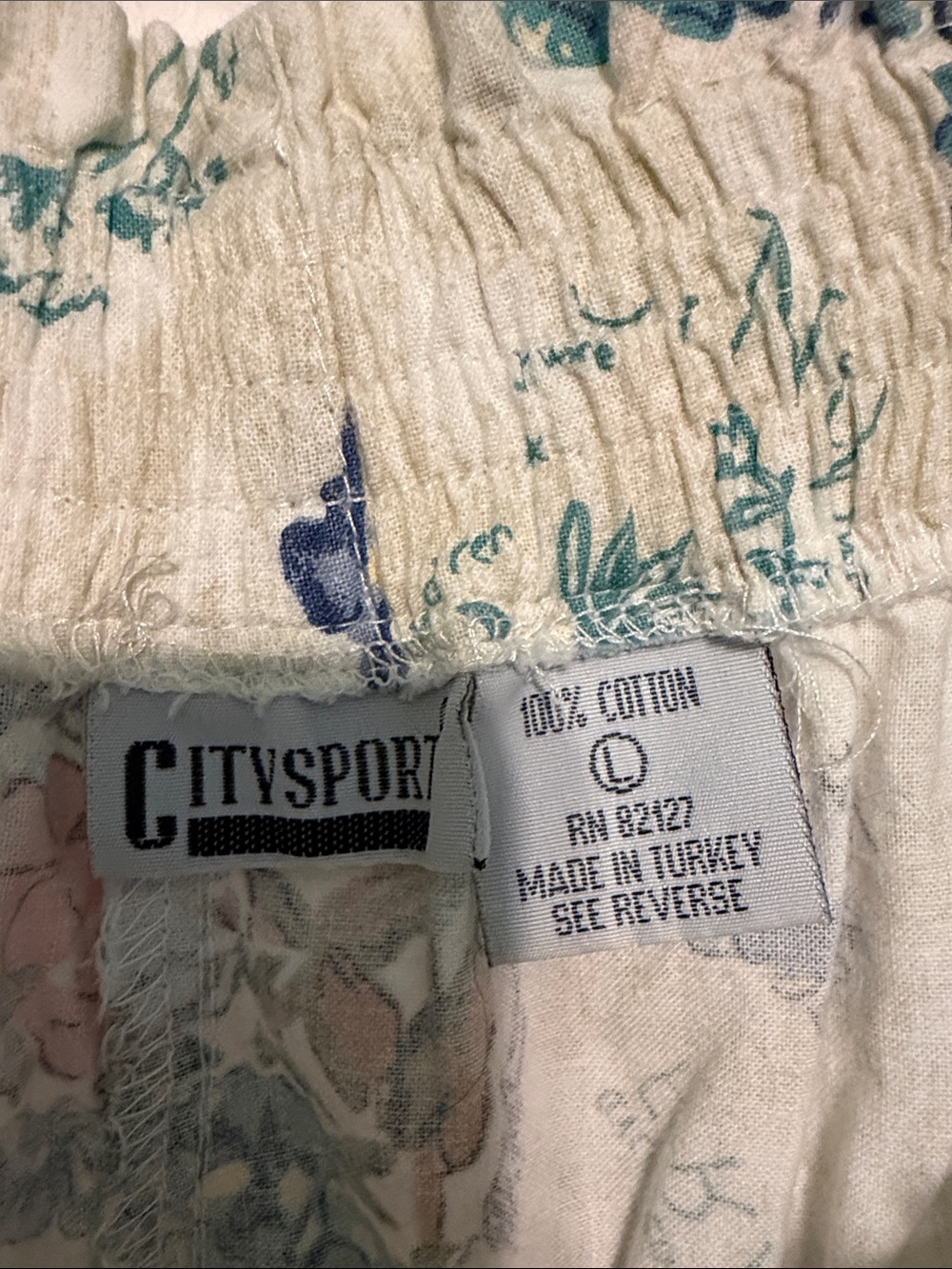 Citysport Vintage Floral Cotton Shorts in Cream with Blue & Teal Print size L - Picture 2 of 9
